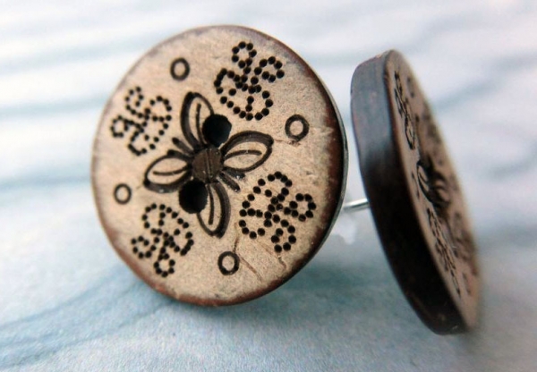 Kokos Ohrstecker mit Gravur Holz Natur Muster